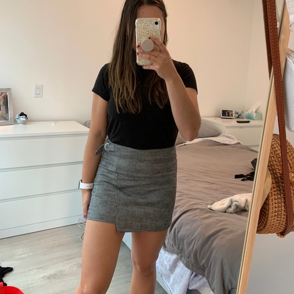 Plaid mini skirt